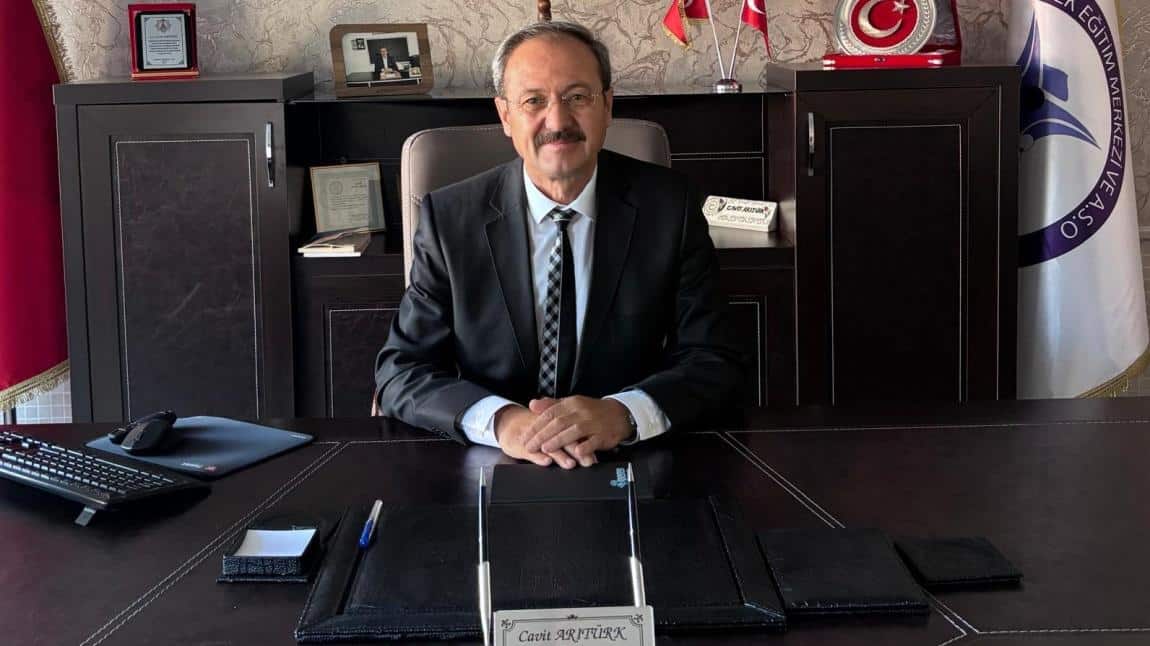 Cavit ARITÜRK - Müdür